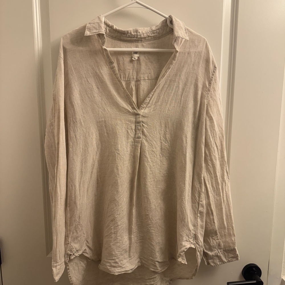 GAP V-Neck Long-Sleeve Linen Tunic Top